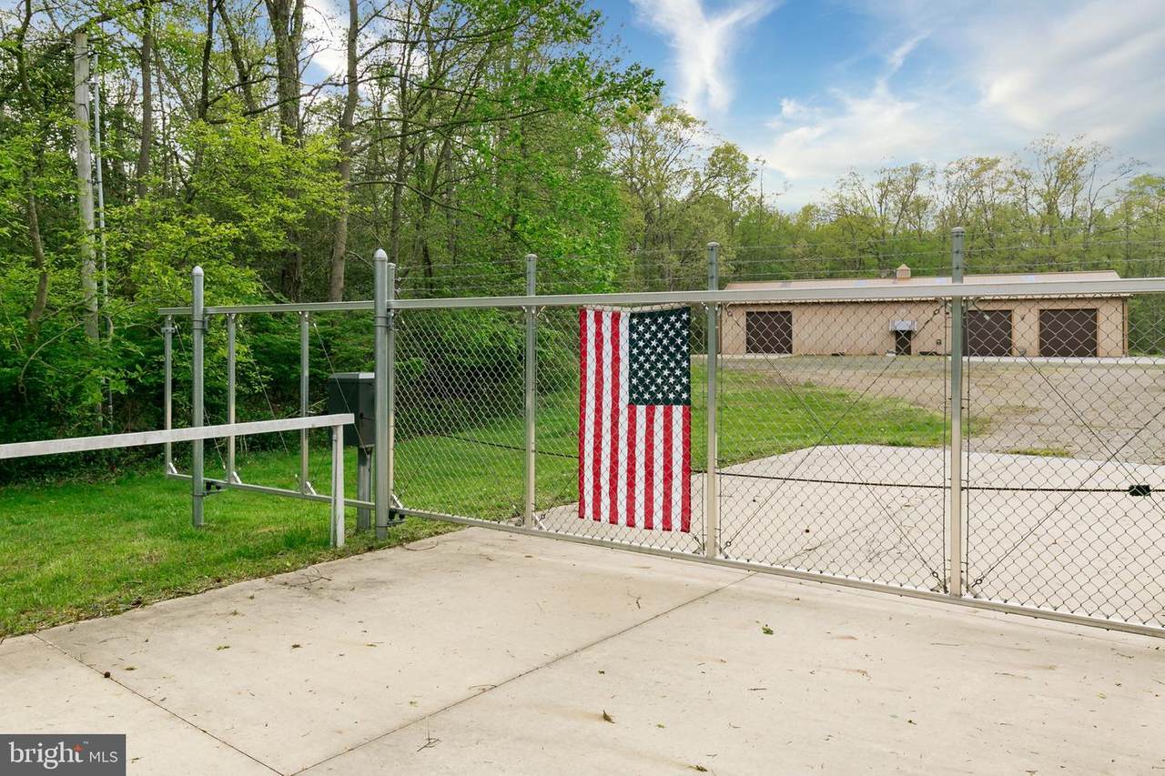 81 Hook Road - Photo 1