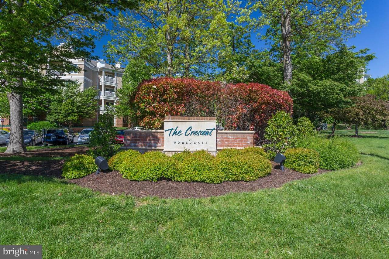 12913 Alton Square - Photo 1