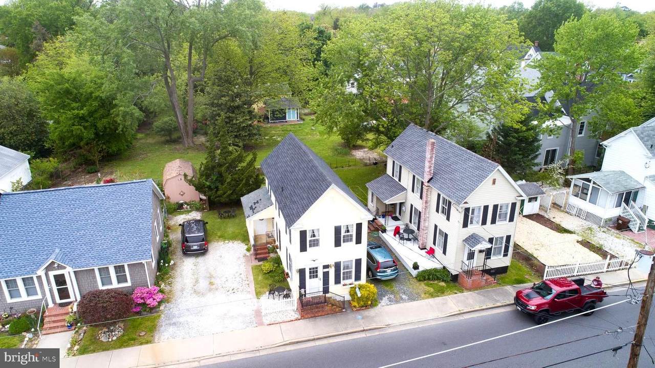704 Water Street - Photo 1