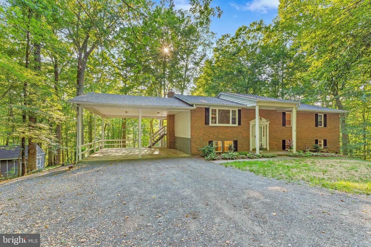 6910 Ash Court - Photo 1