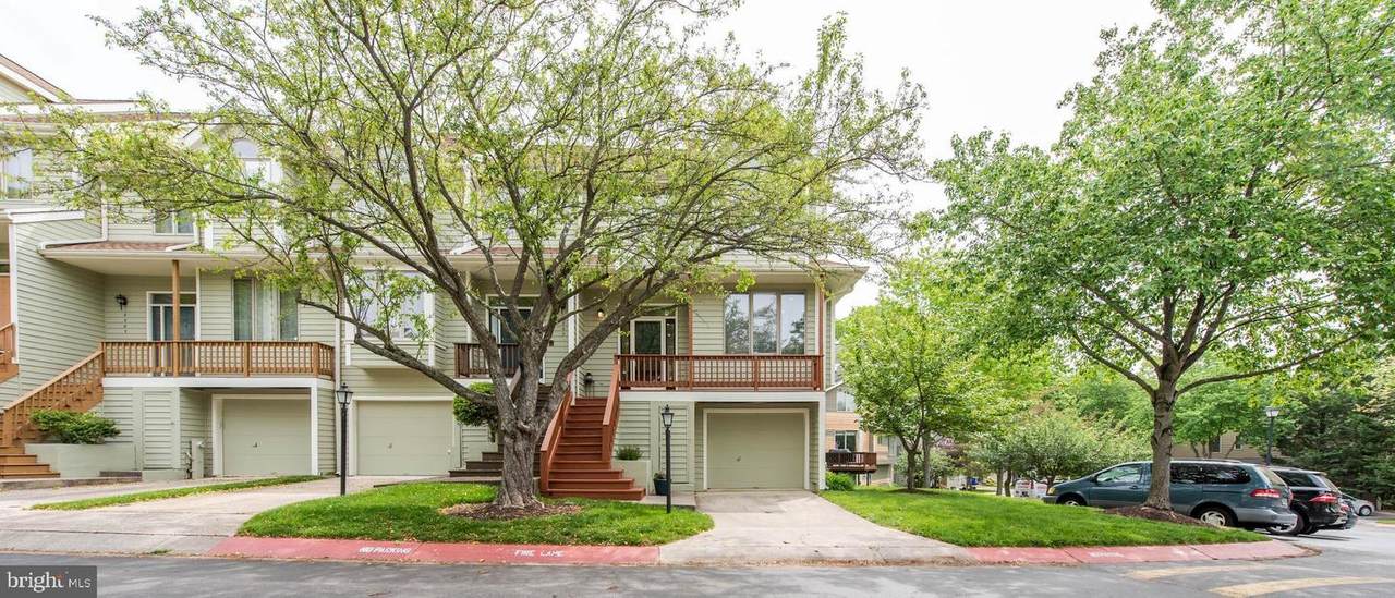 5261 Columbia Road - Photo 1
