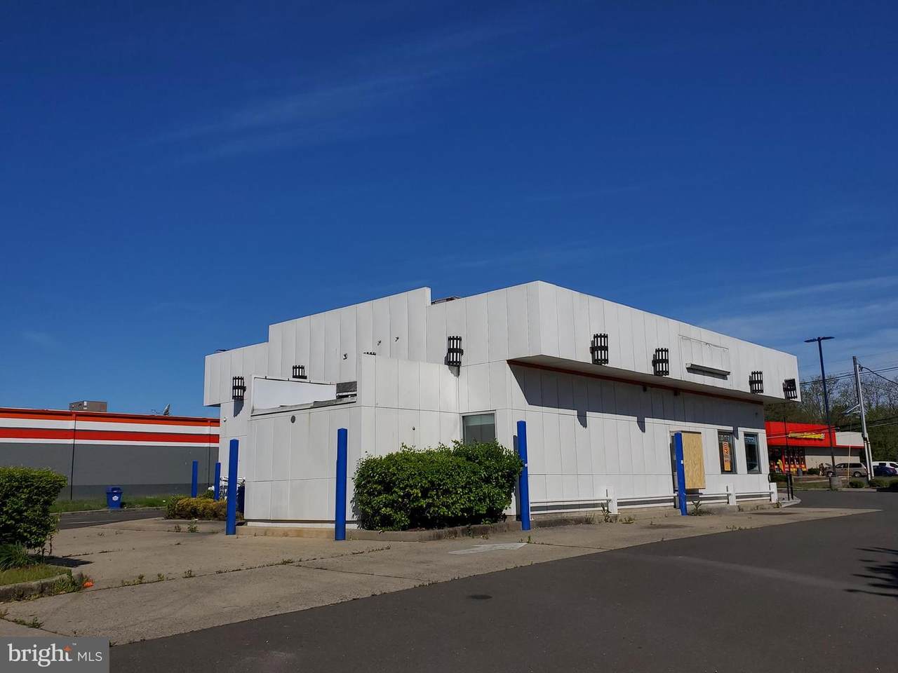 680 Somerset Street - Photo 1