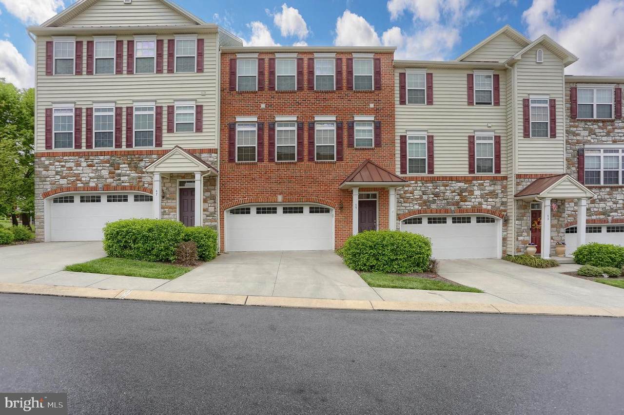 45 Indiana Circle - Photo 1