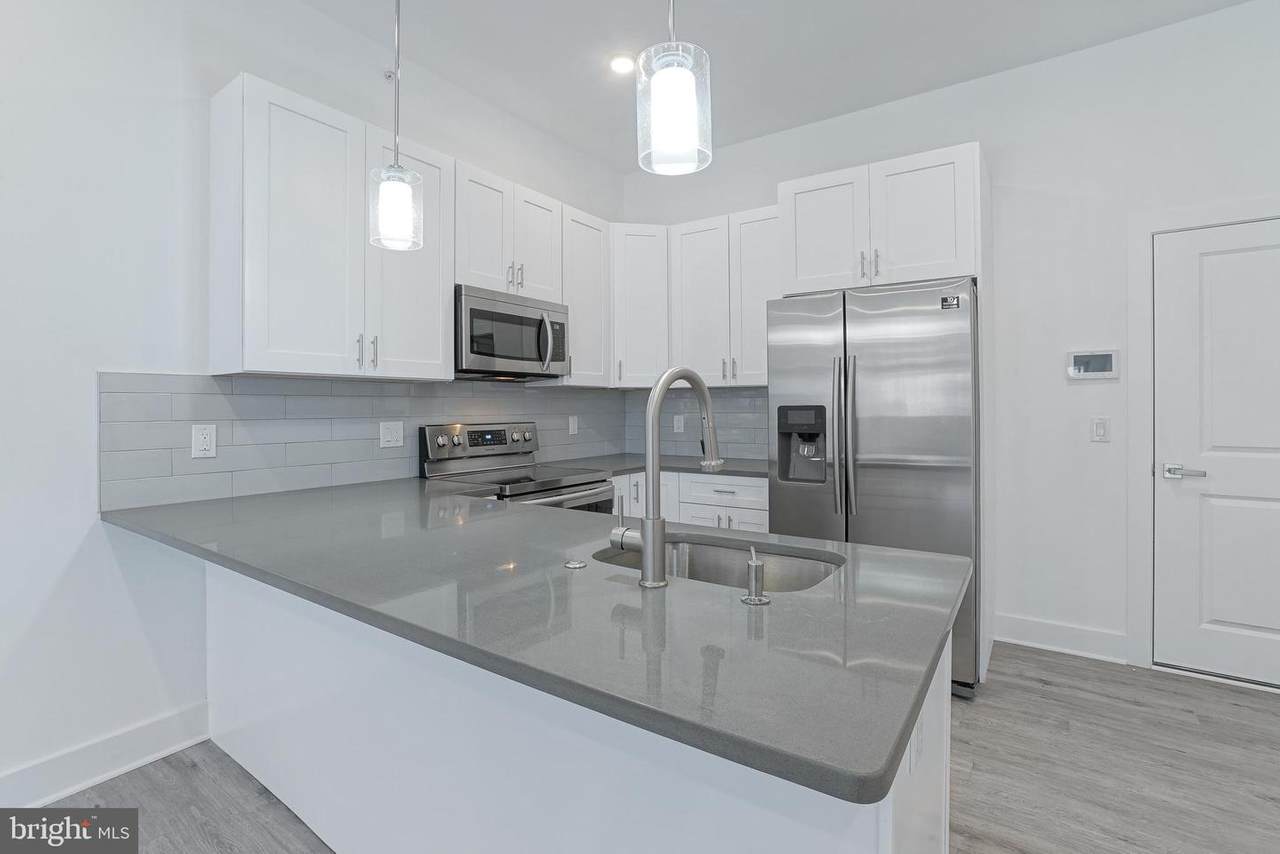 1630 Cadwallader Street - Photo 1