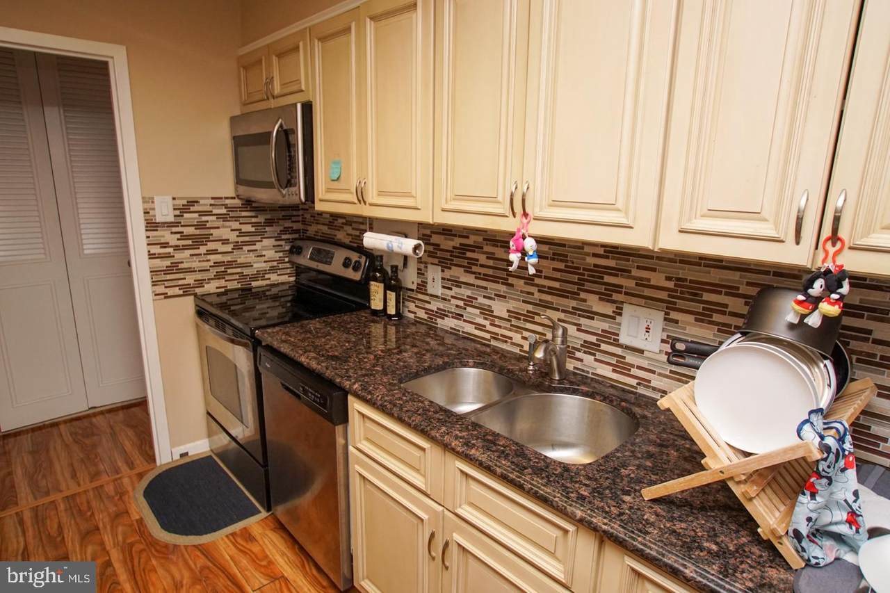 1001 City Avenue - Photo 1