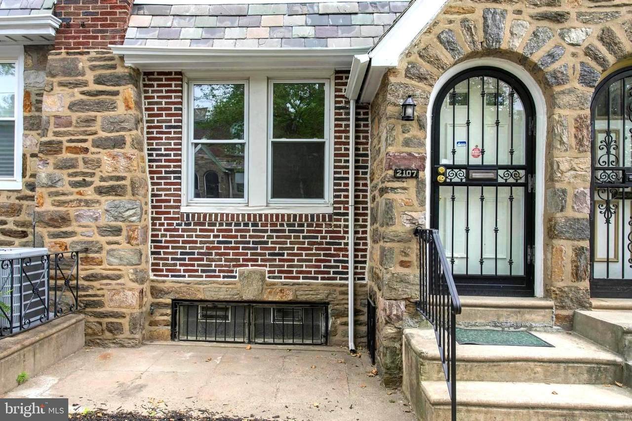 2107 Hobart Street - Photo 1