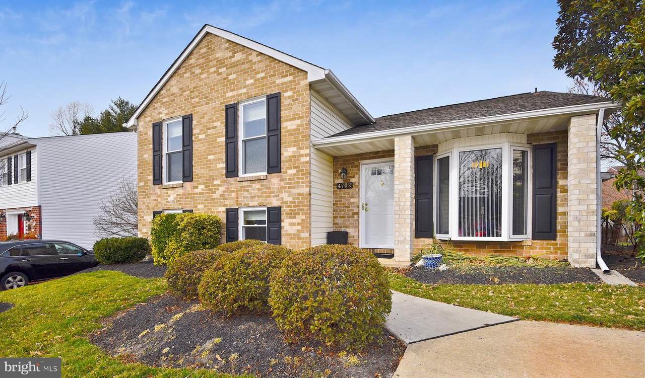4702 Vicky Road - Photo 1