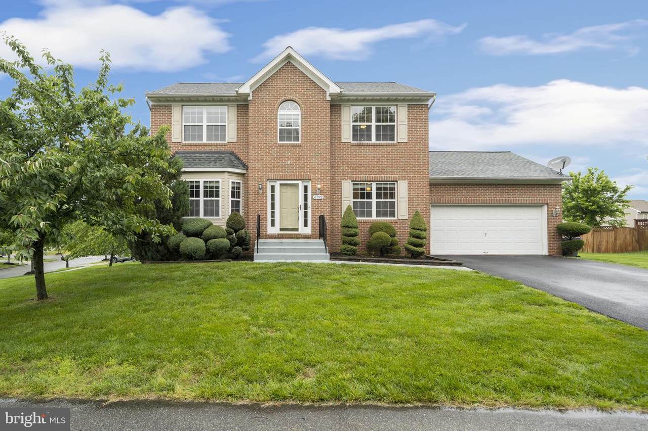 6792 Pepperbush Place - Photo 1 6792 Pepperbush Place - Photo 1