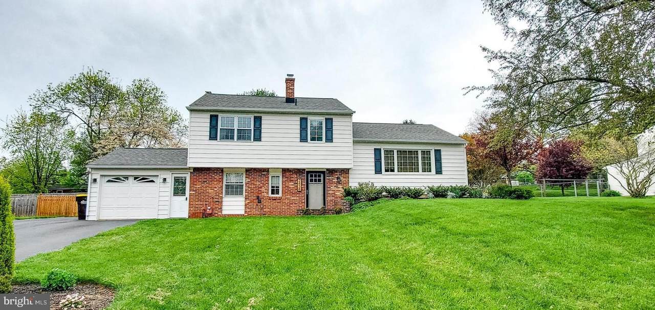 2438 Hillside Lane - Photo 1