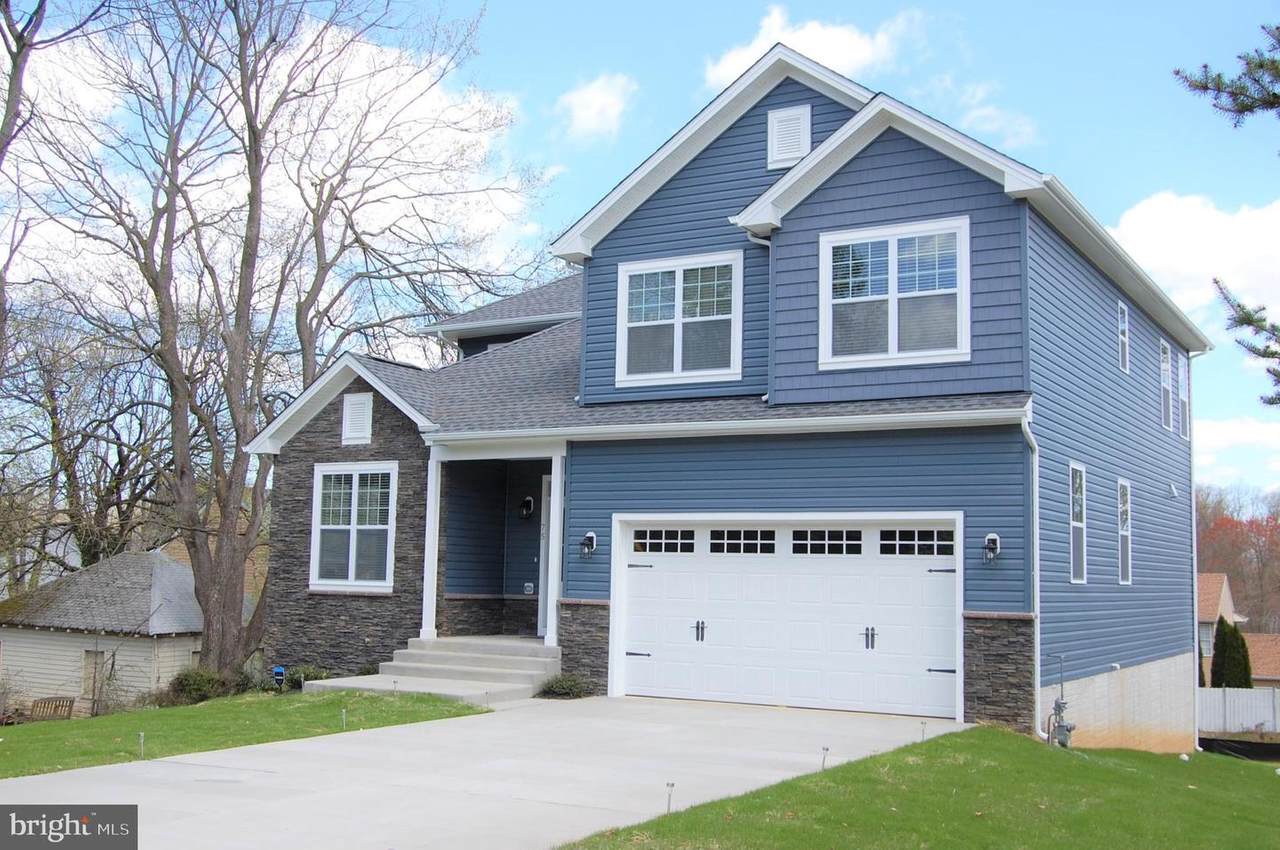 221 Stanlake Road - Photo 1