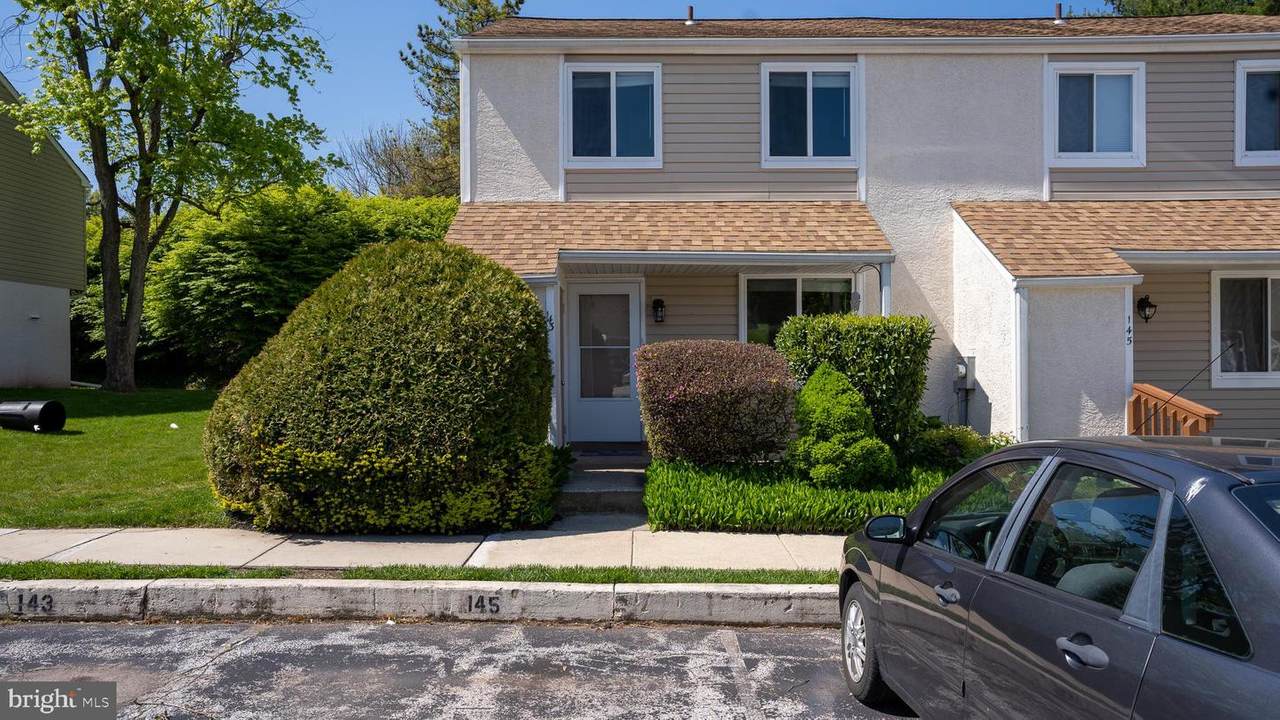 143 Roskeen Court - Photo 1