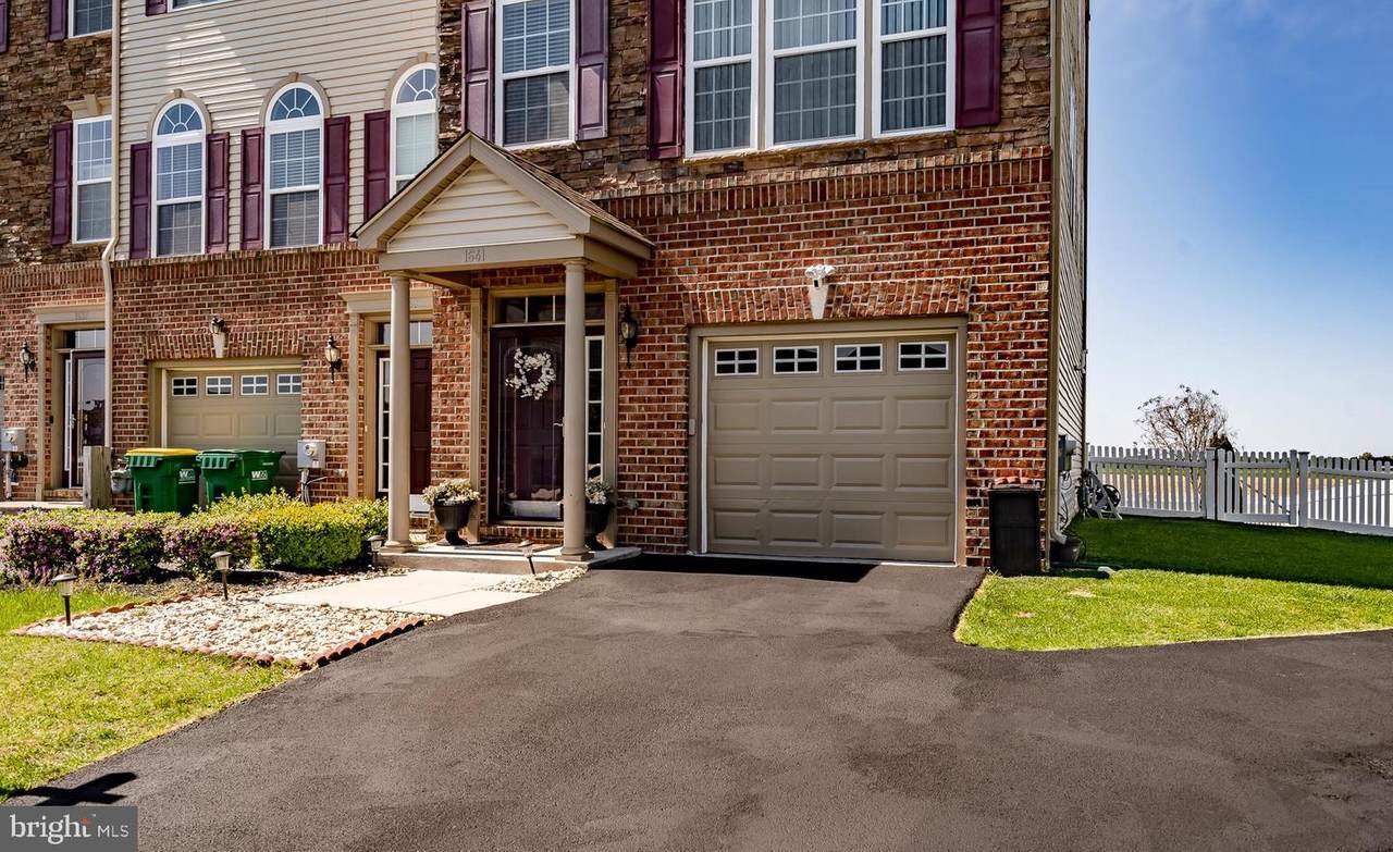 1641 Matisse Drive - Photo 1 1641 Matisse Drive - Photo 1