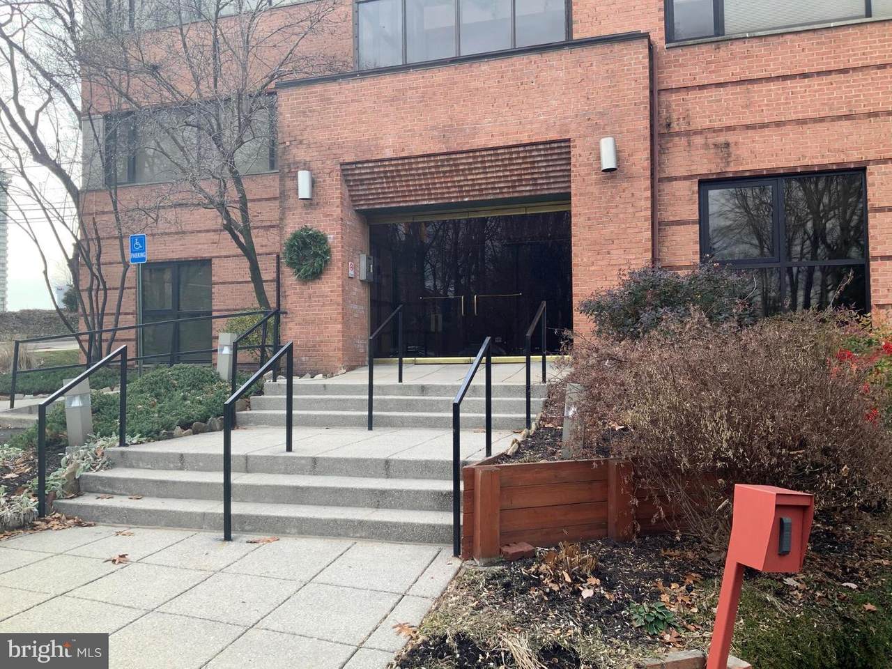 600 Fairmount Avenue - Photo 1