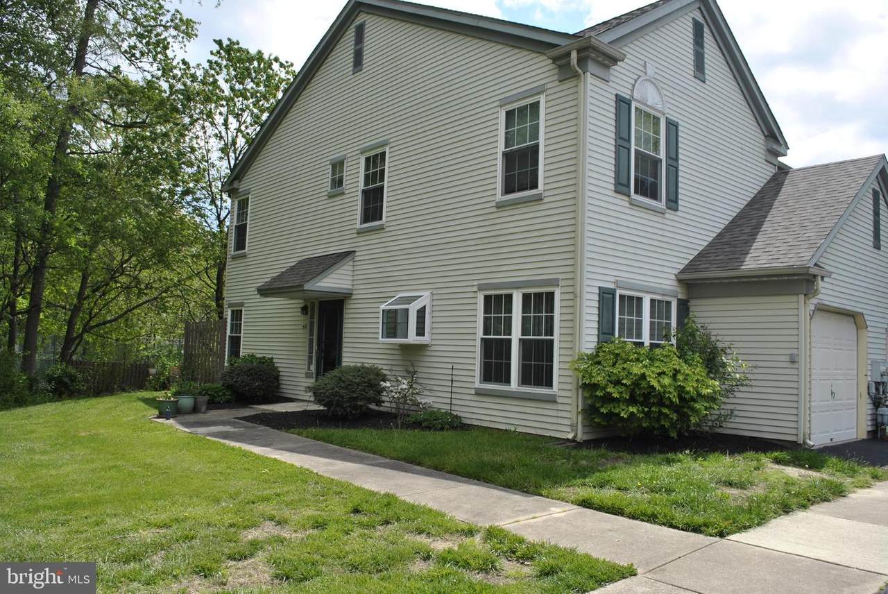 426 Stonebridge Boulevard - Photo 1 426 Stonebridge Boulevard - Photo 1
