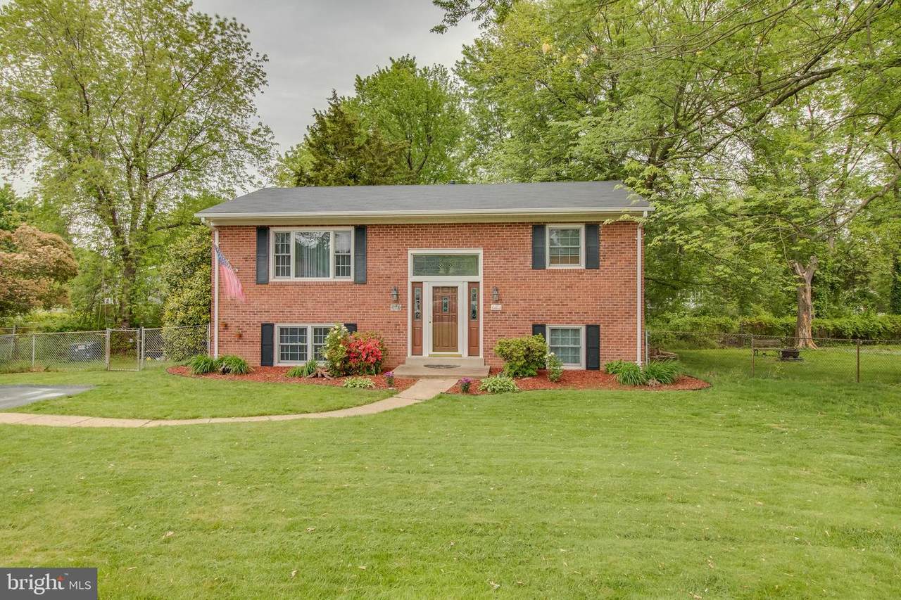 6101 Briarview Court - Photo 1 6101 Briarview Court - Photo 1