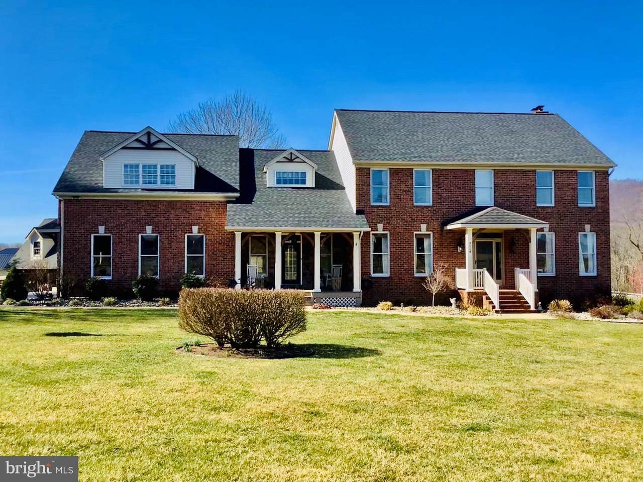 3116 Valley View Court - Photo 1