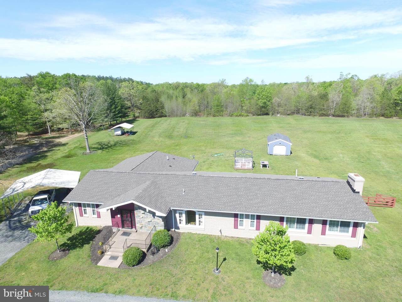 7215 Hedges Place - Photo 1 7215 Hedges Place - Photo 1