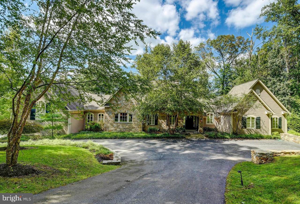 28 Caveswood Lane - Photo 1