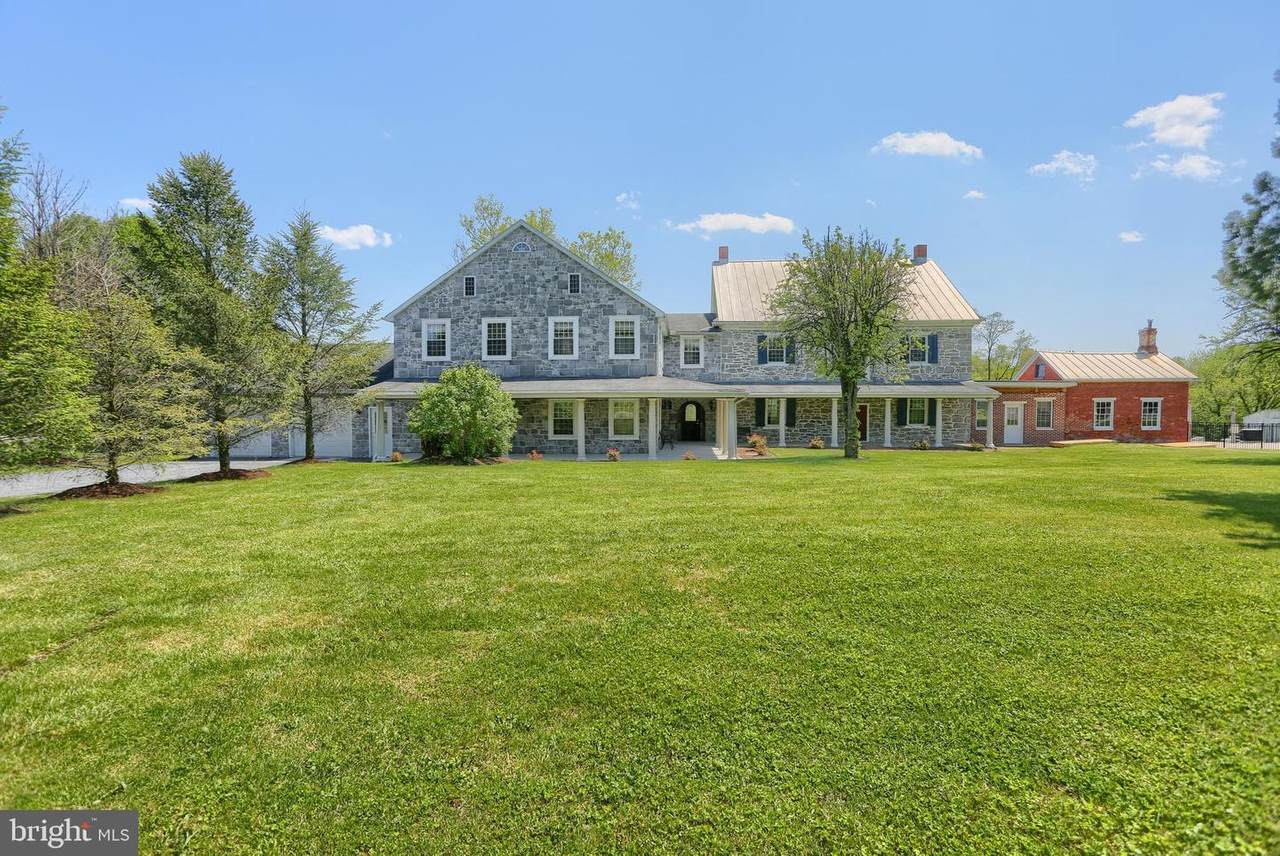 6355 Creekview Road - Photo 1
