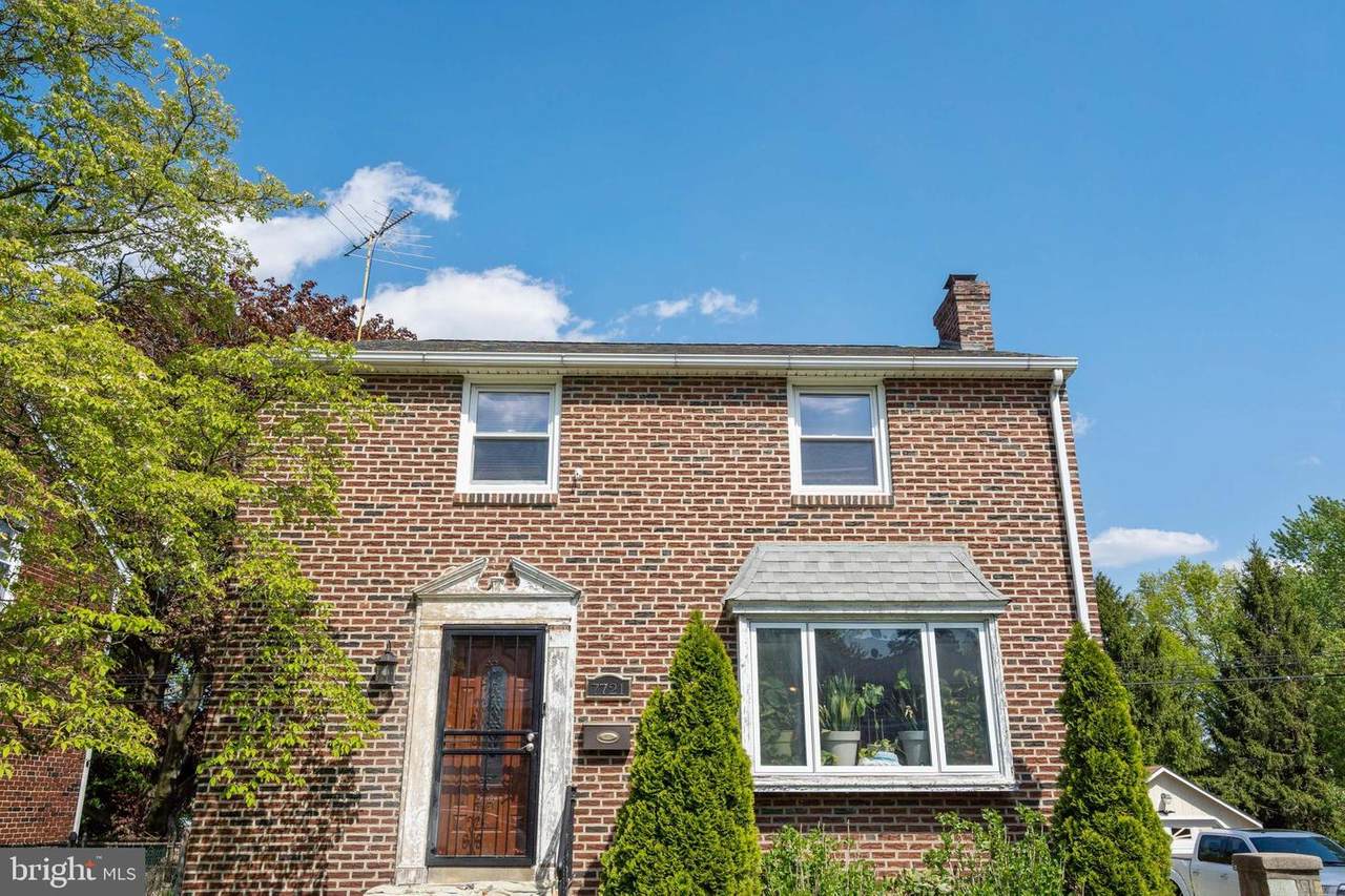 7721 Rockwell Avenue - Photo 1