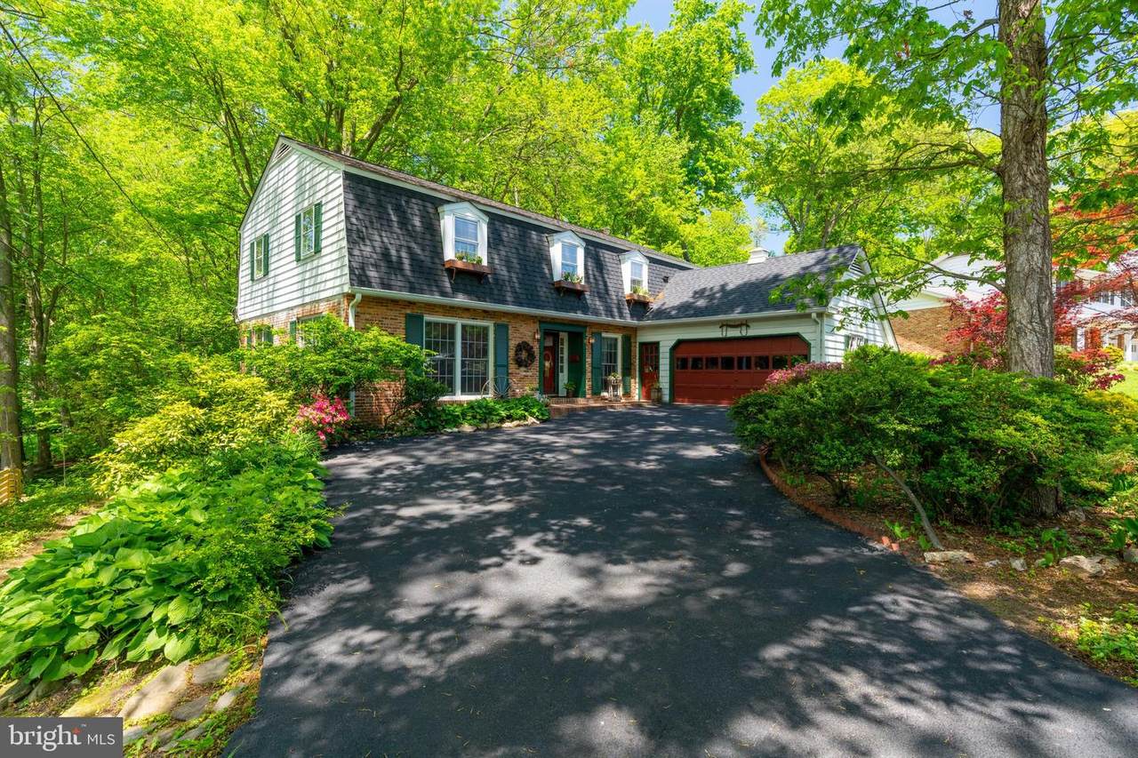 3634 Camelot Drive - Photo 1