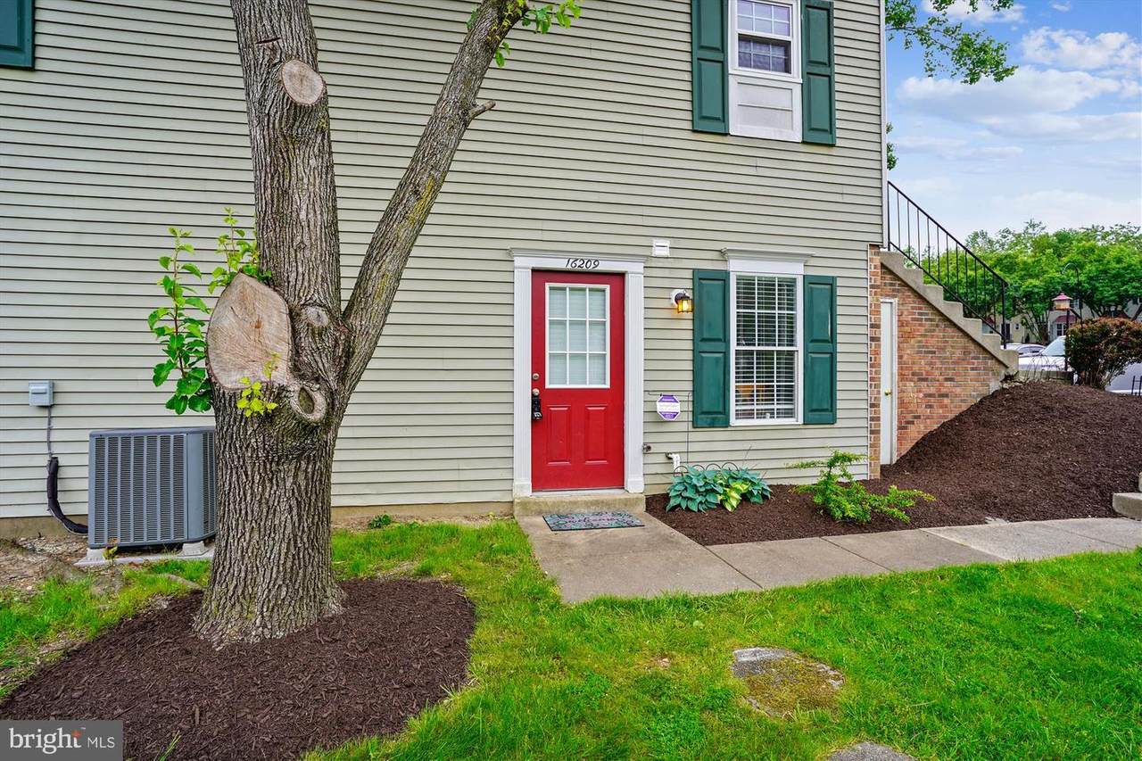 16209 Taconic Circle - Photo 1 16209 Taconic Circle - Photo 1