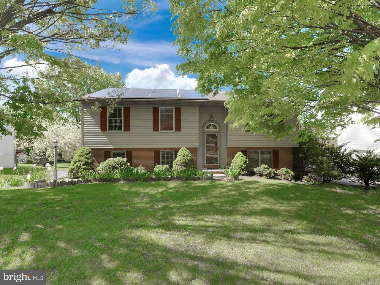 207 Meadow Lane - Photo 1 207 Meadow Lane - Photo 1