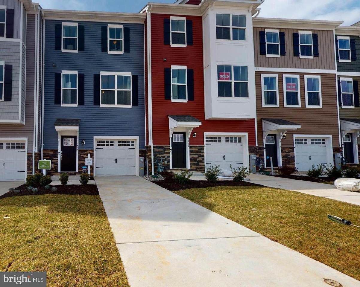 354 Delano Way - Photo 1