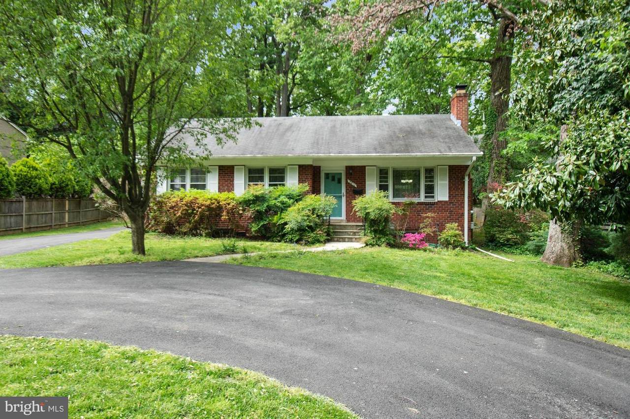 5810 Bradley Boulevard - Photo 1