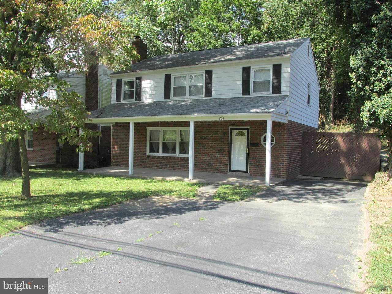 204 Glendale Road - Photo 1