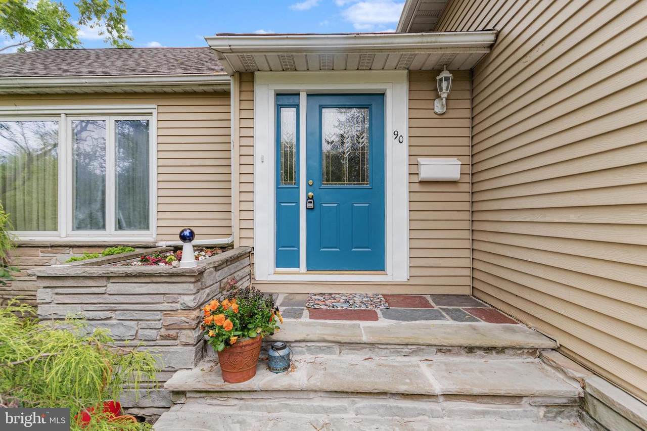 90 Sunset Drive - Photo 1