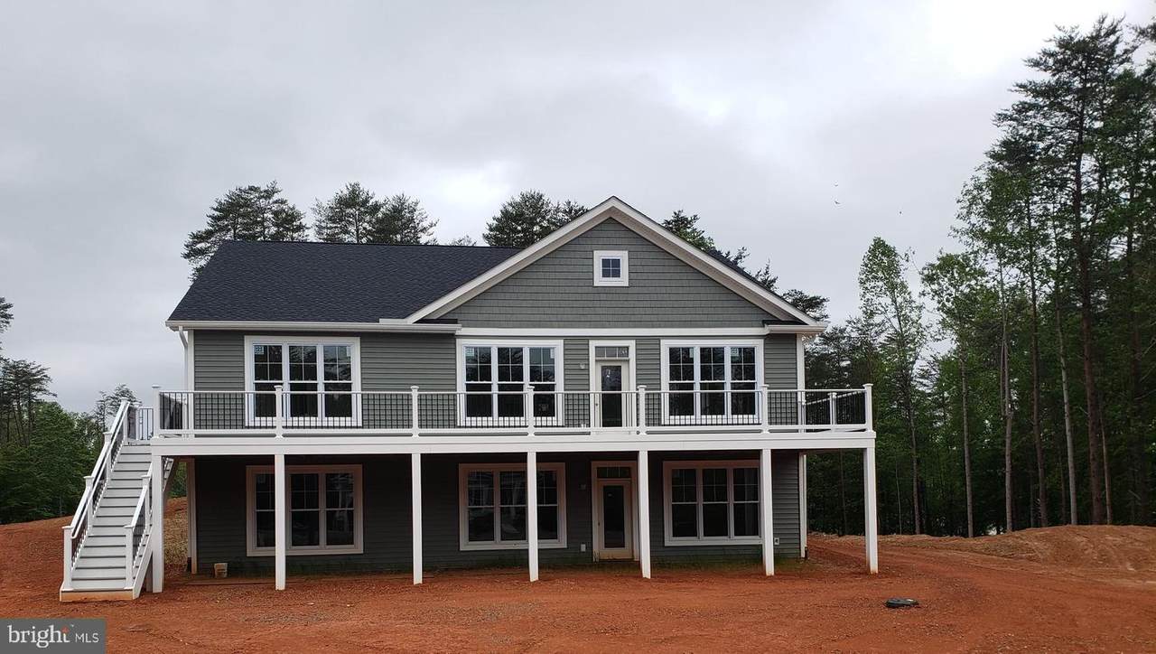 775 Sunset Loop - Photo 1
