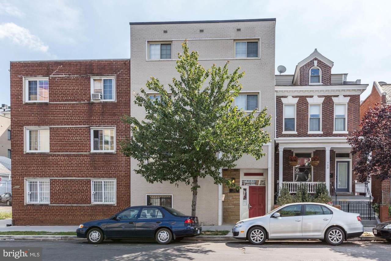 718 Park Road - Photo 1