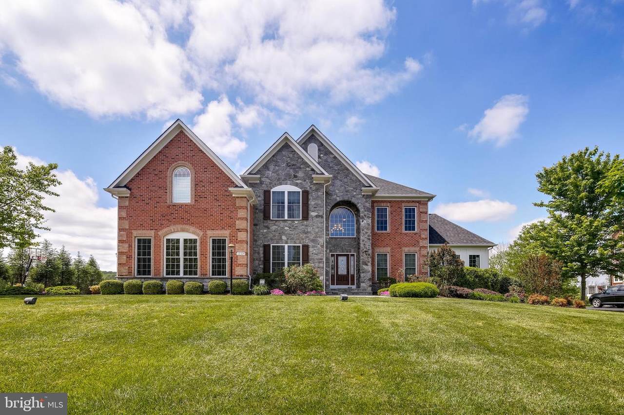 12324 Preakness Circle Lane - Photo 1