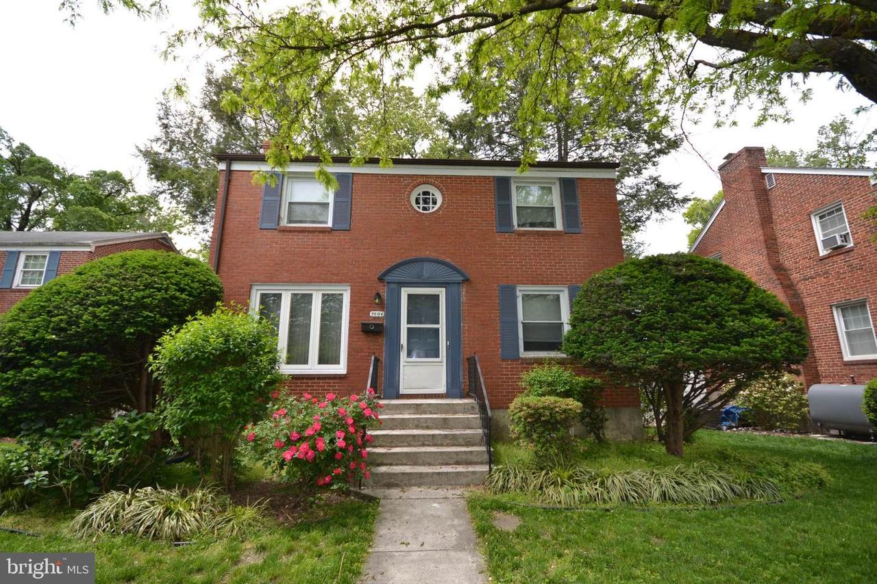 7004 Deerfield Road - Photo 1