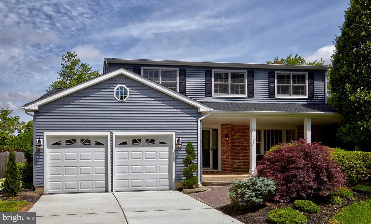 876 Lafayette Drive - Photo 1