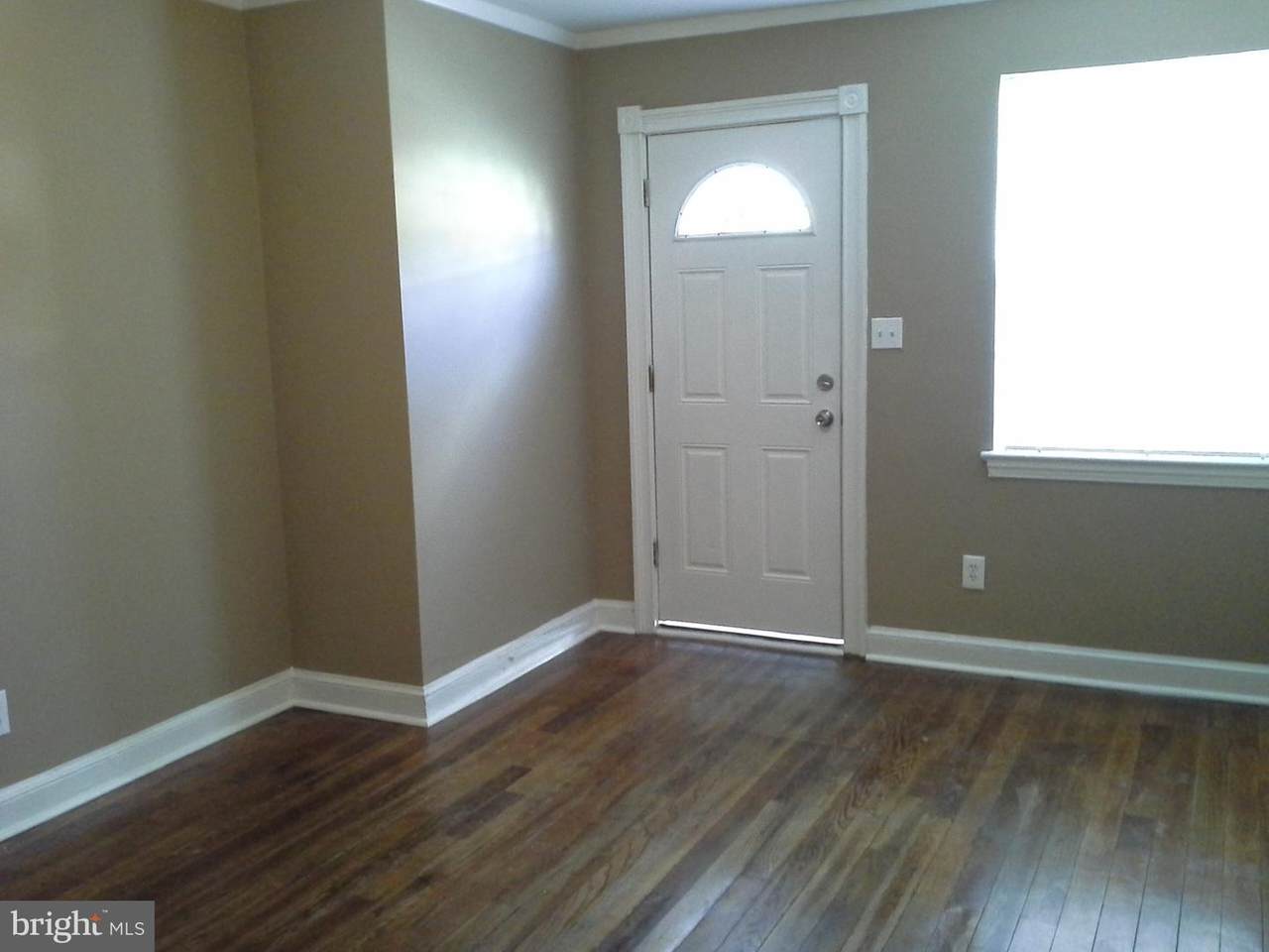 505 19TH - Photo 1