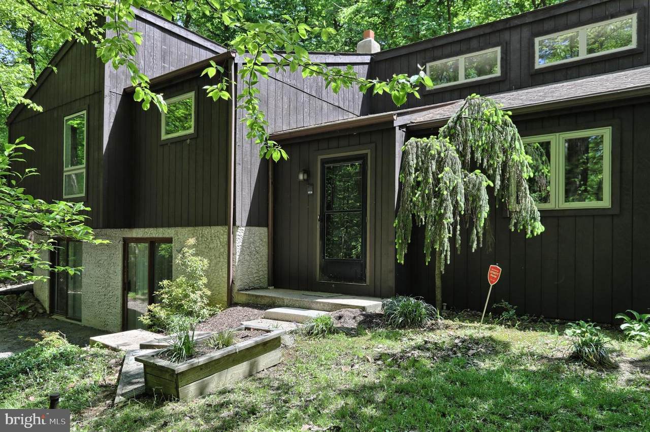 114 Temple Avenue - Photo 1