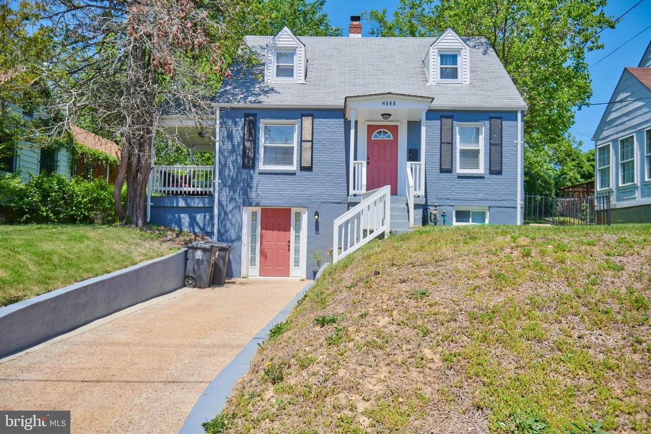 4606 Omaha Street - Photo 1
