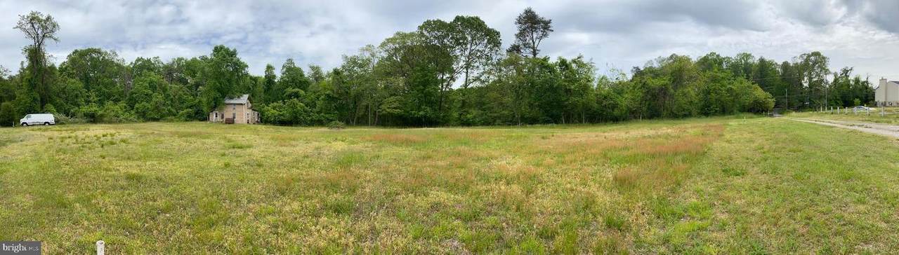 336 Magothy Bridge Road - Photo 1