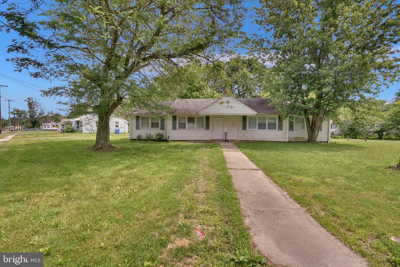 143 Lemmon Avenue - Photo 1