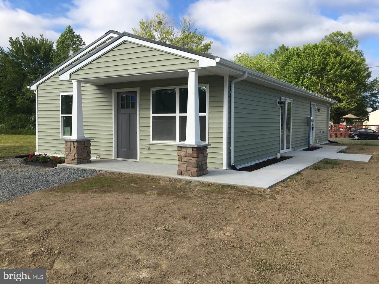 101 Greenbrier Drive - Photo 1