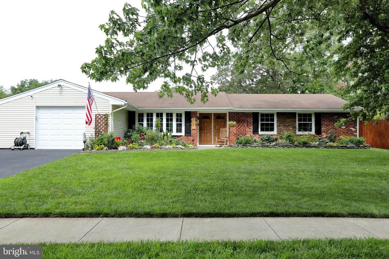 5428 Lucy Drive - Photo 1