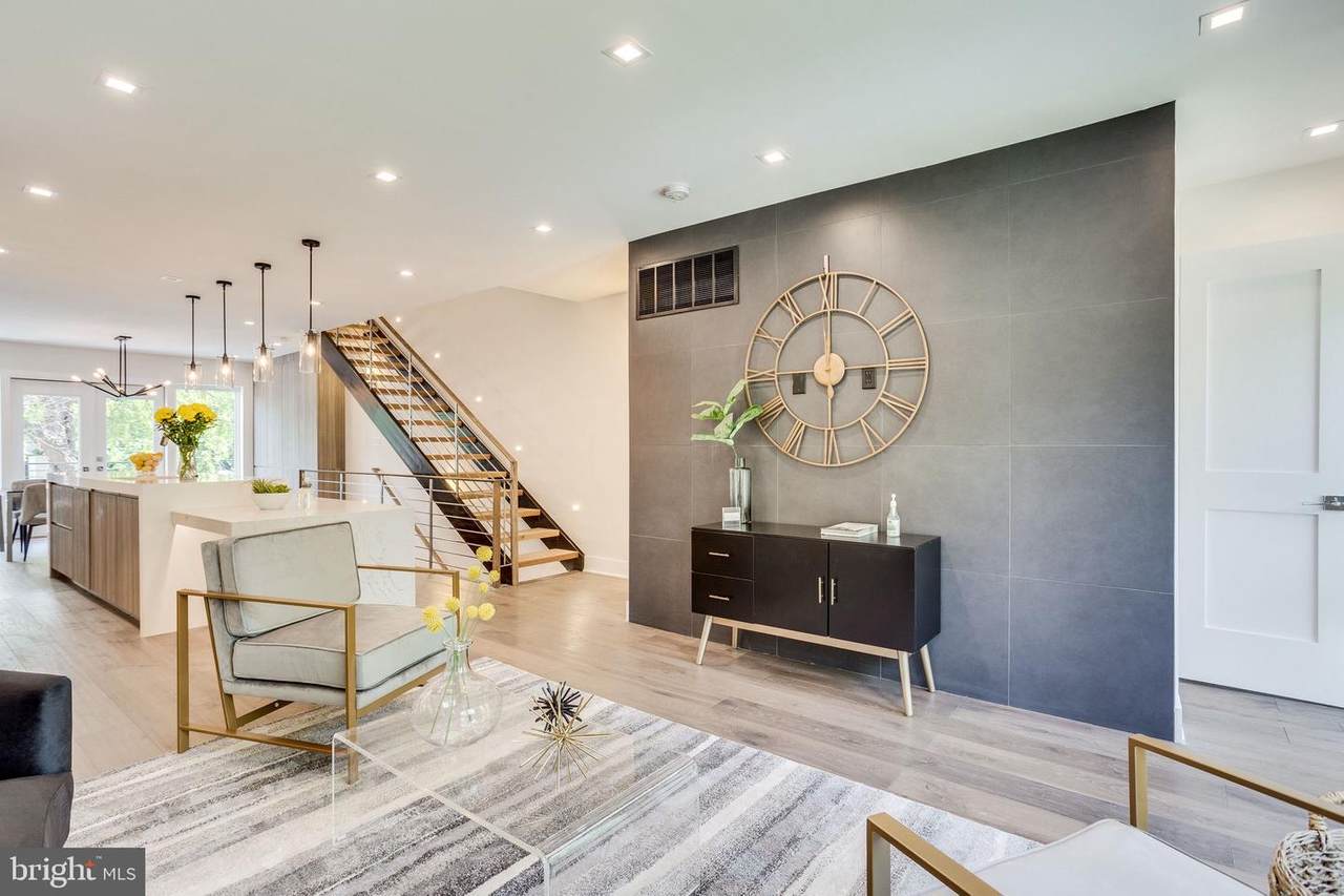 3728 R Street - Photo 1