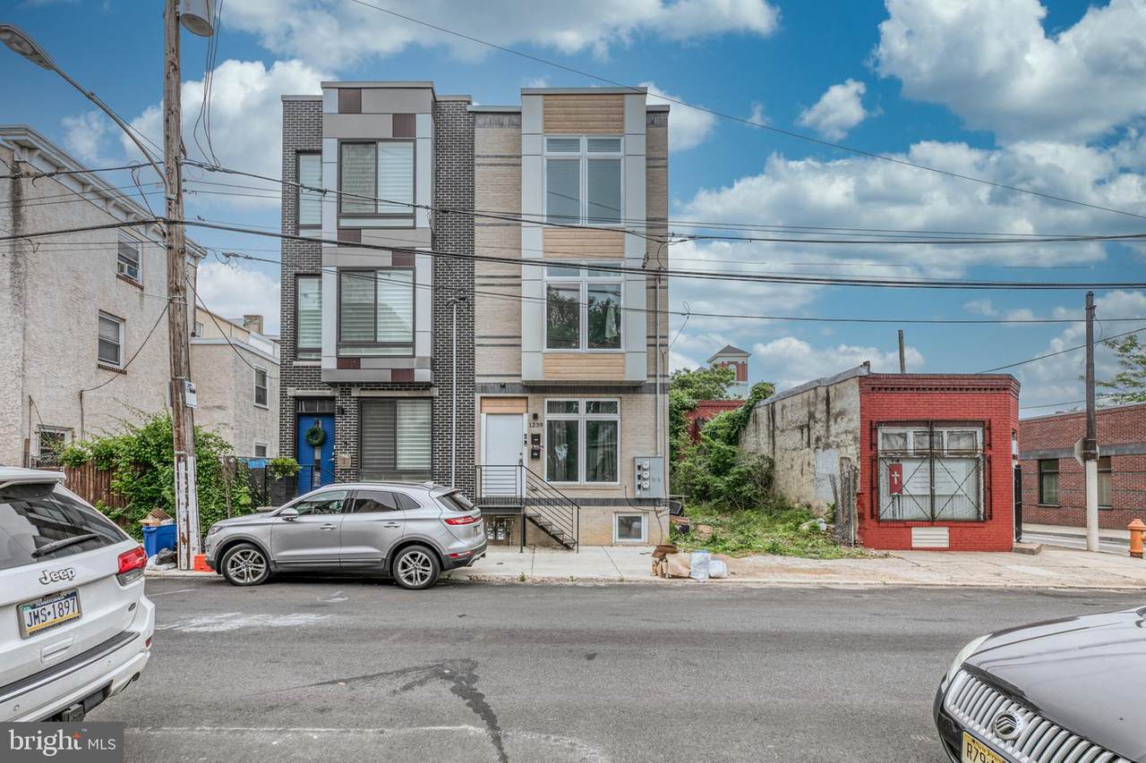 1239 19TH Street - Photo 1