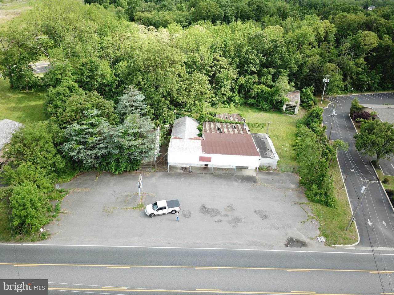 909 Sunset Road - Photo 1
