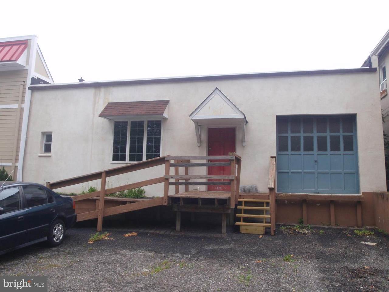 827 Providence Road - Photo 1
