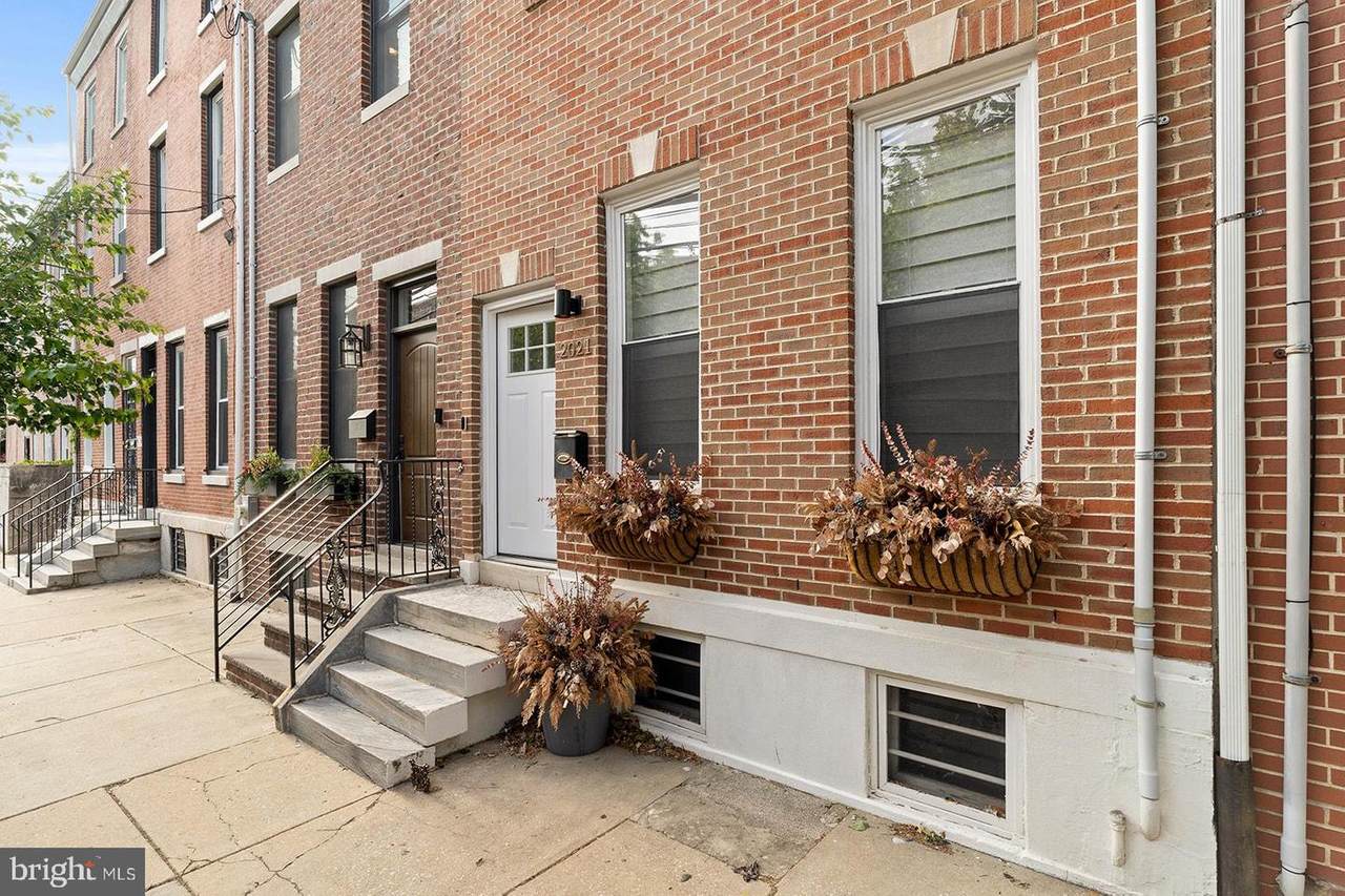 2021 Poplar Street - Photo 1