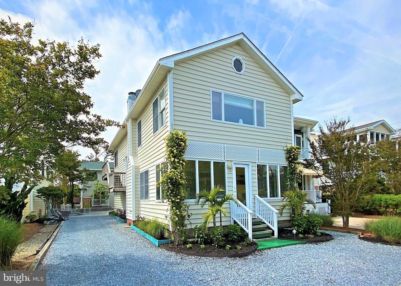 116 Hollywood Street - Photo 1