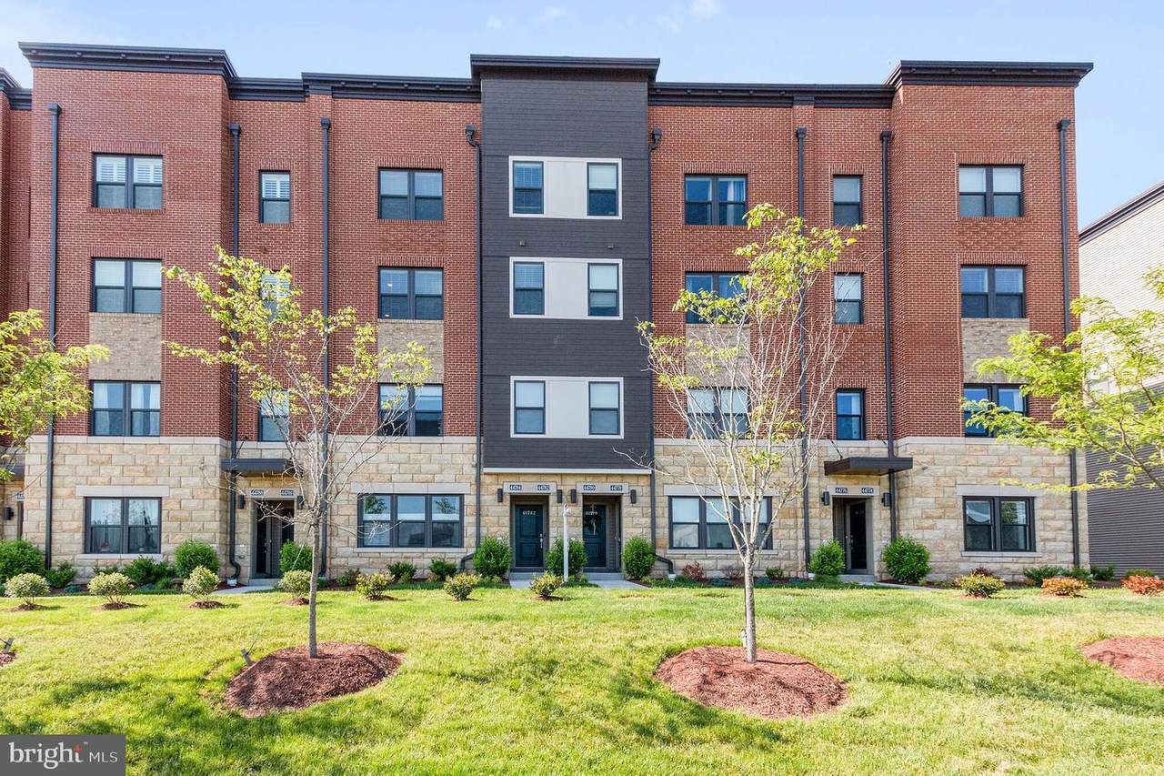 44782 Tiverton Square - Photo 1